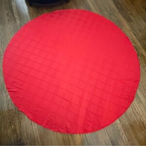 Elegant Red Round Tablecloth